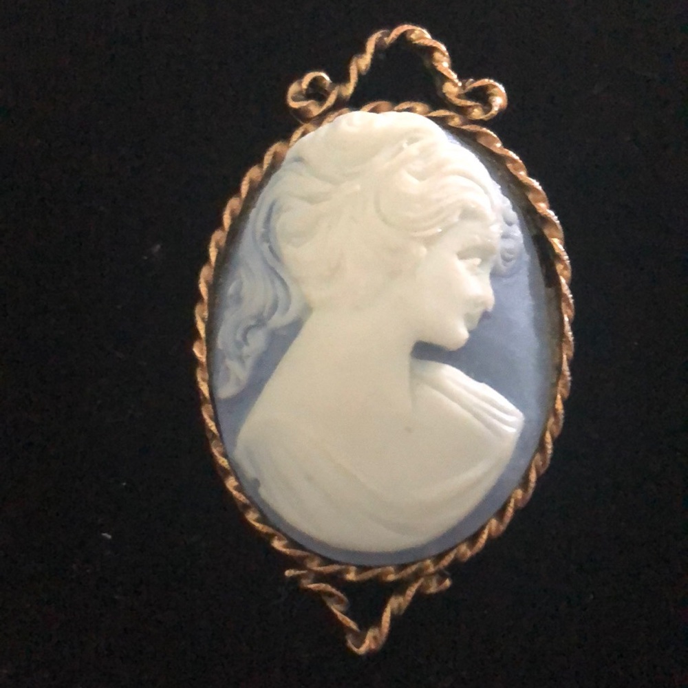 Classic Beauty Brooch